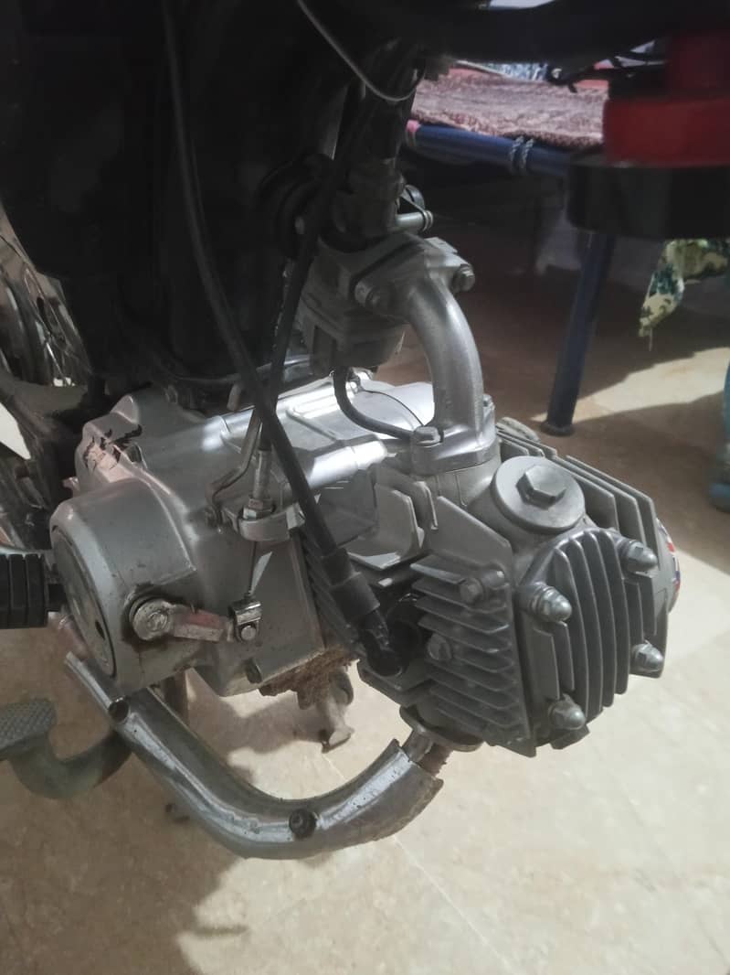 Honda cd70 9