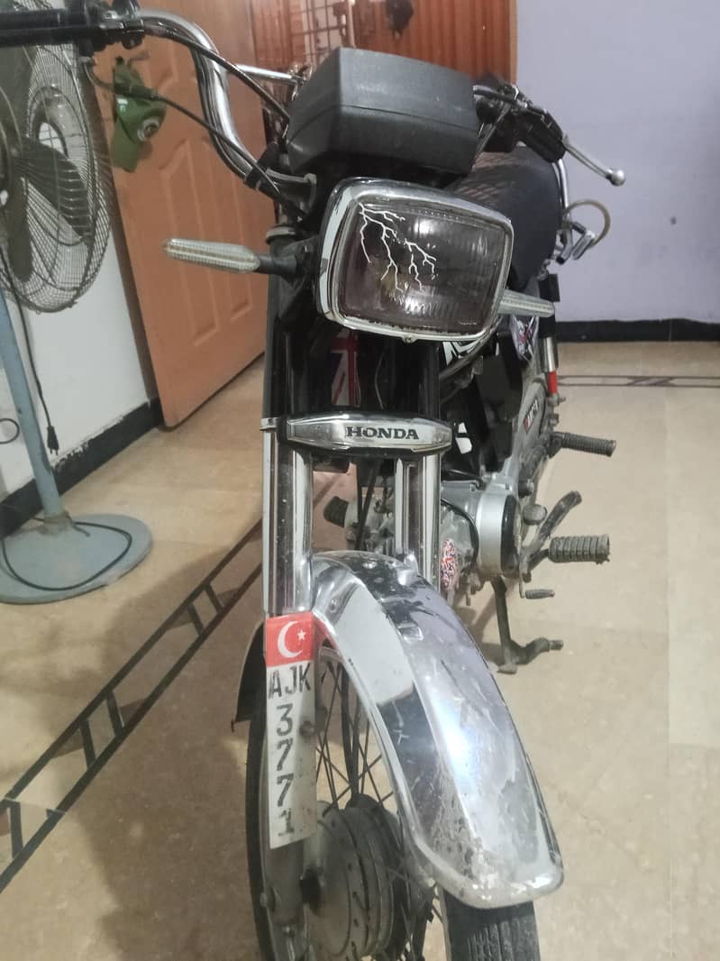 Honda cd70 13