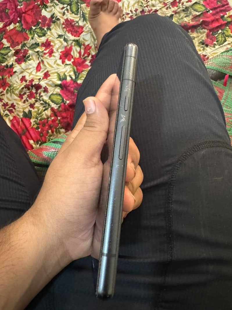 Google Pixel 7a 3