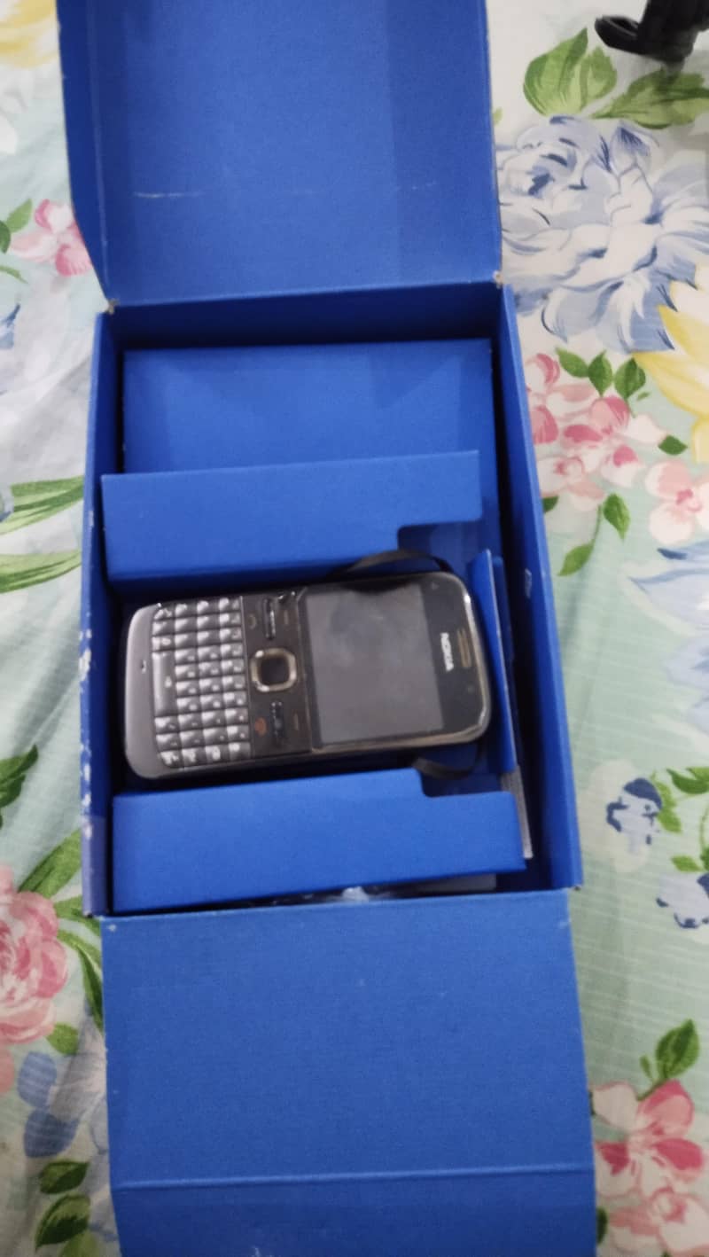Nokia E5 2