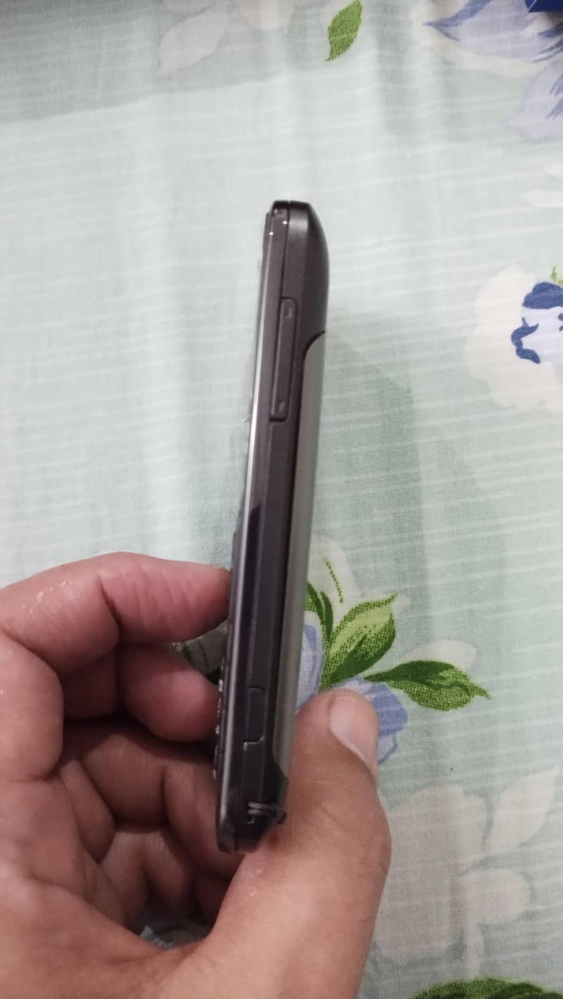 Nokia E5 8