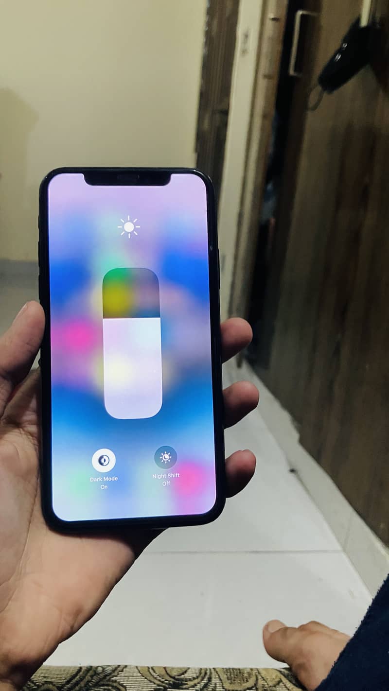 Apple iPhone X 10