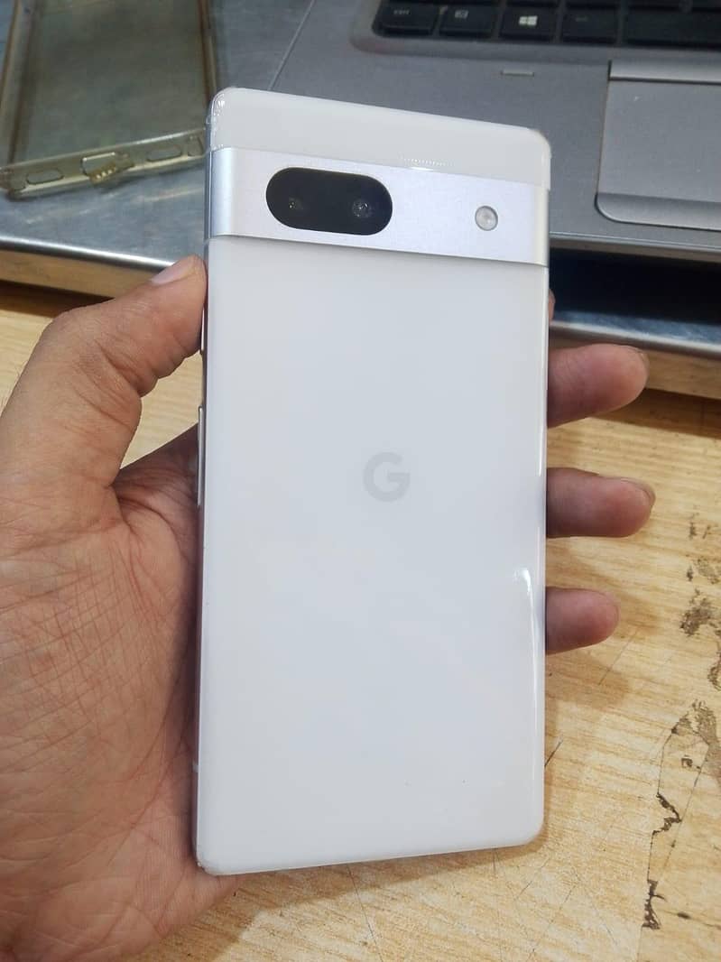 Google Pixel 7a 1