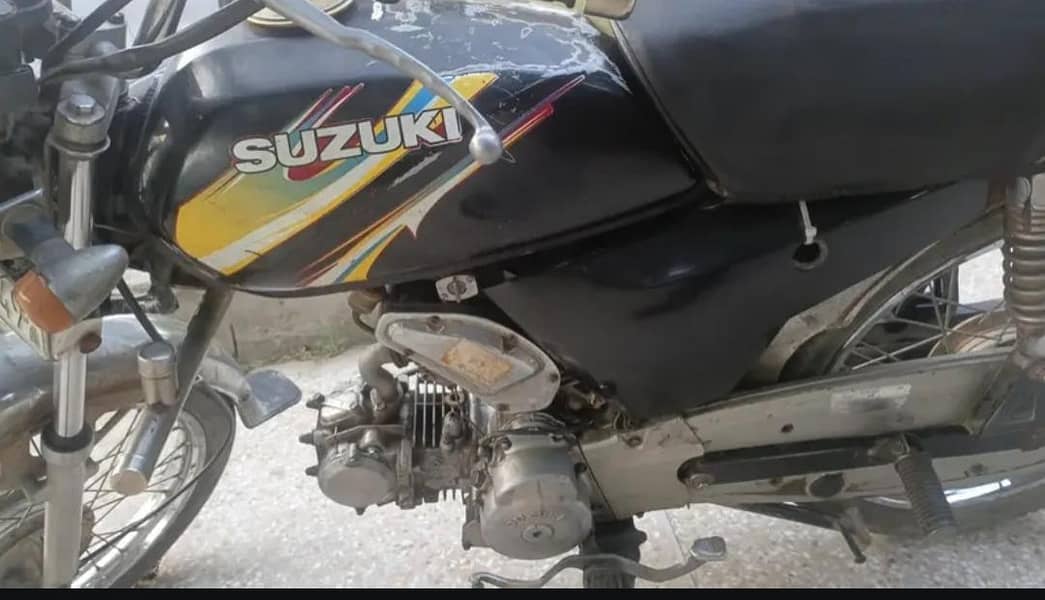 Suzuki splinter 110 cc 5