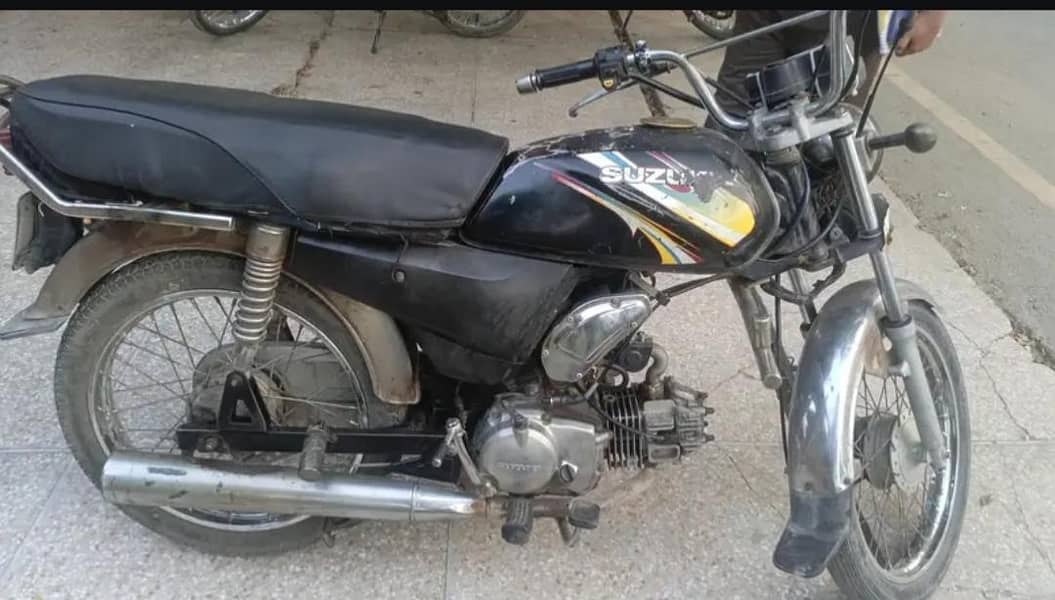 Suzuki splinter 110 cc 6