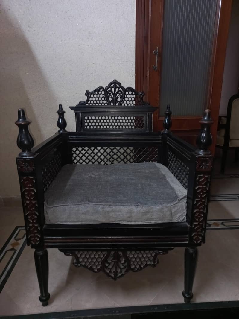 4 seater sofa 2