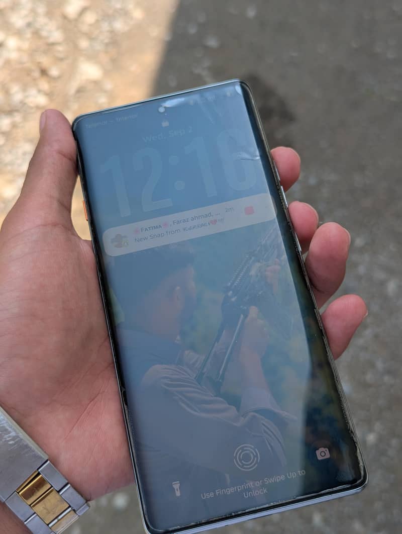 Tecno CAMON 40 Pro 0