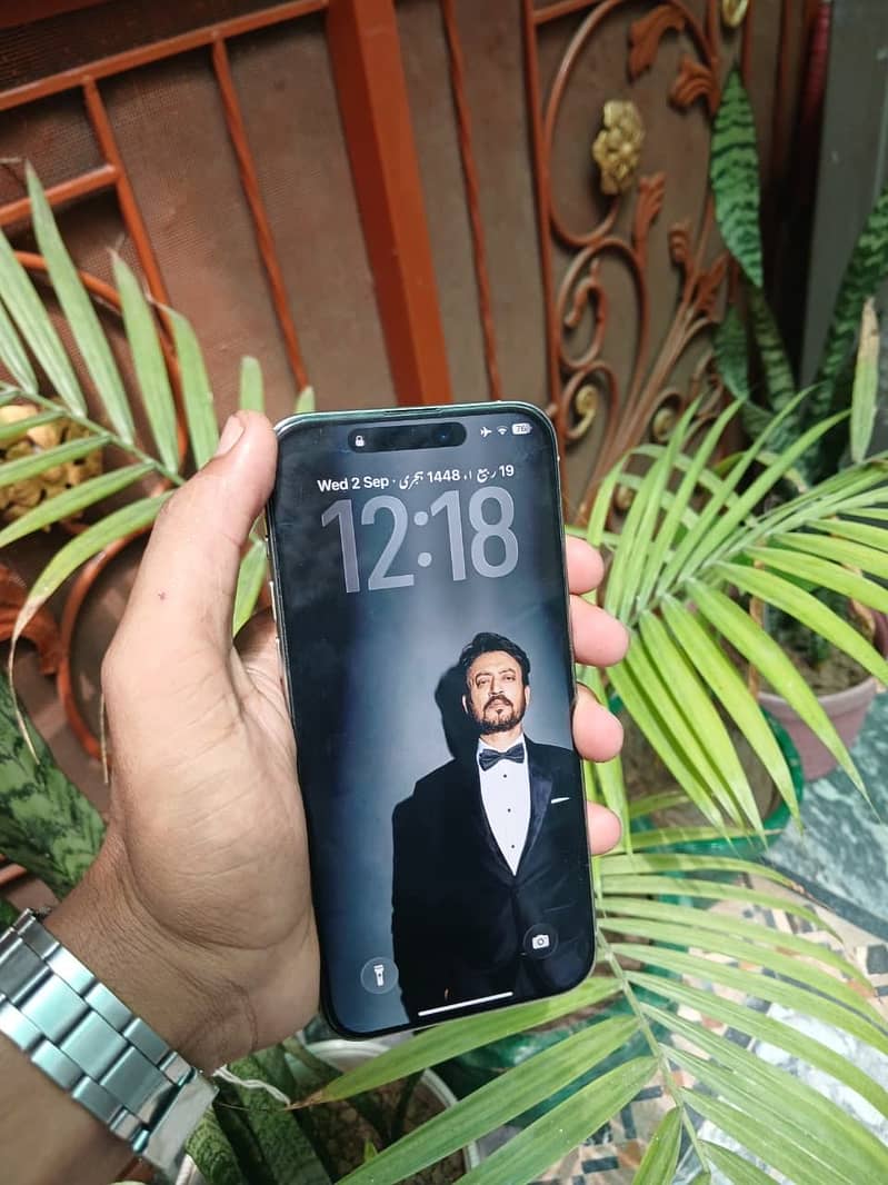 Apple iPhone 15 Pro Max 3
