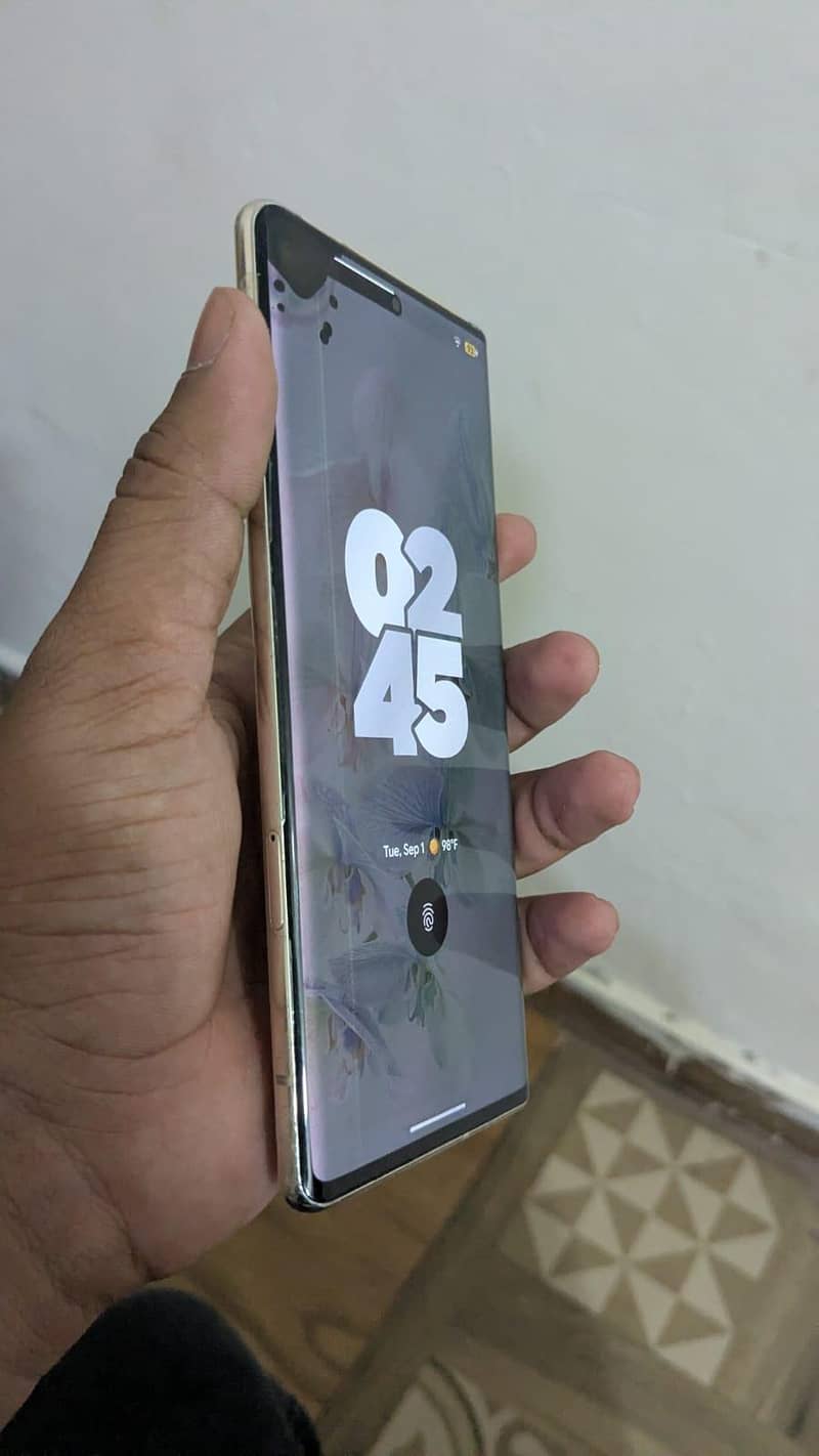 Google Pixel 6 Pro 14