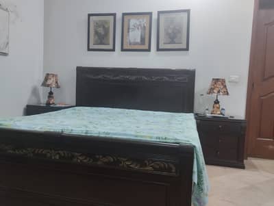 KING SIZE BED SET. set of 4