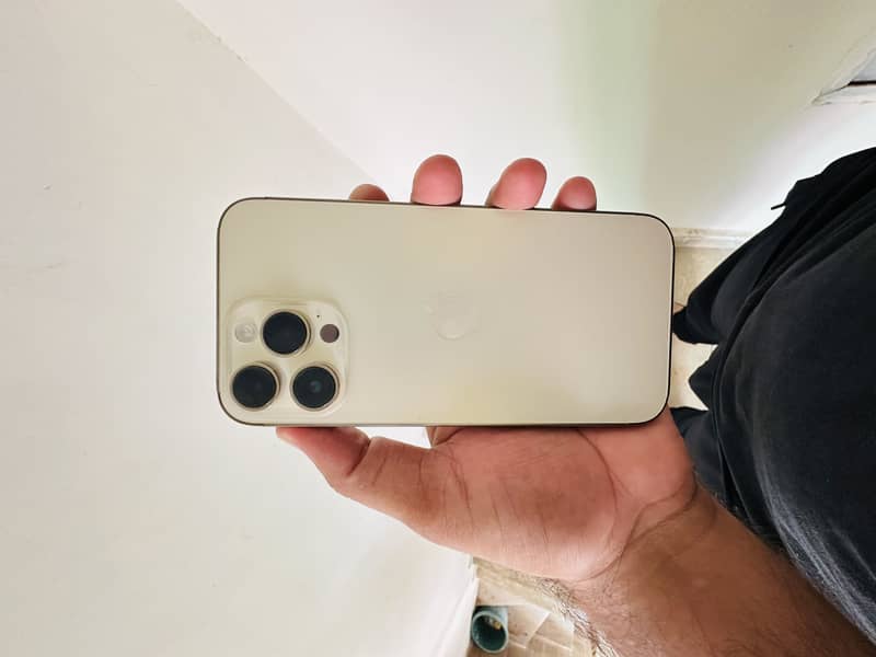 Apple iPhone 14 Pro Max 5