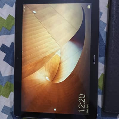 Huwawei Mediapad T3 10 for sale in good condition.