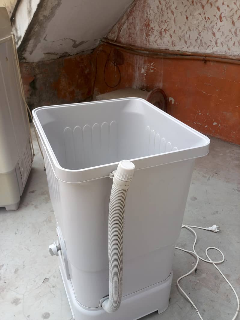 washing machine mini and medium 3