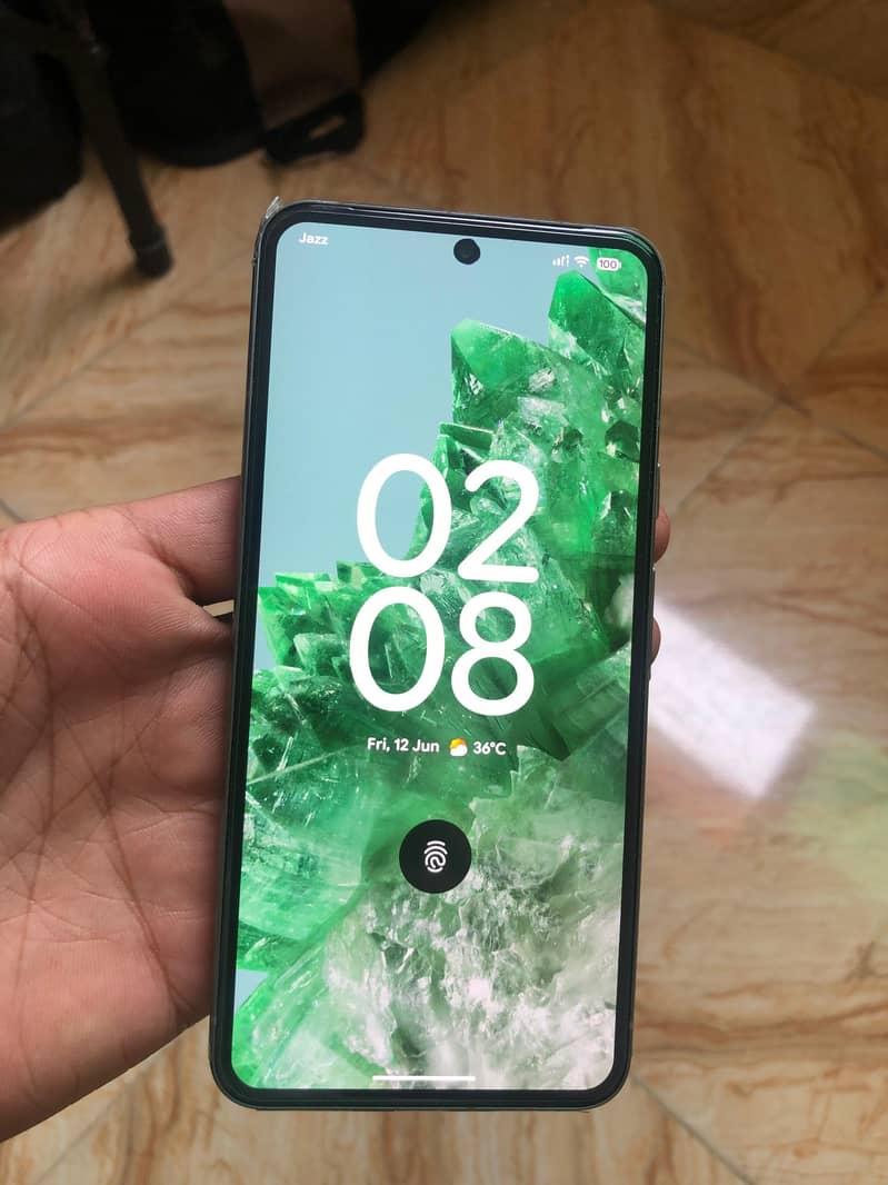 Google pixel 8 2