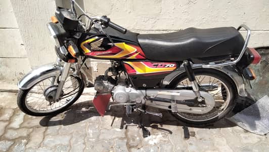 bilkul new bike h 2025 model h sticker 26 wala h