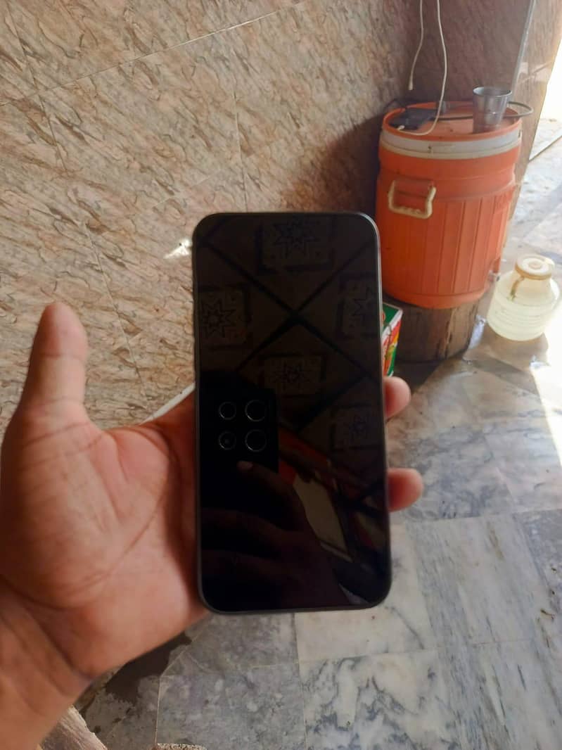 Apple iPhone 15 Pro 1