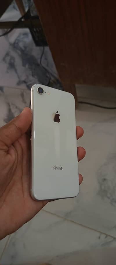 Apple iPhone 8