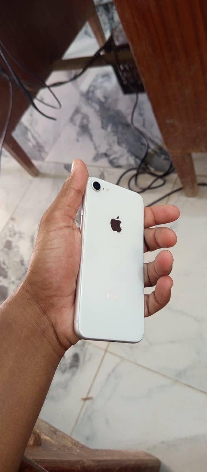 Apple iPhone 8 2