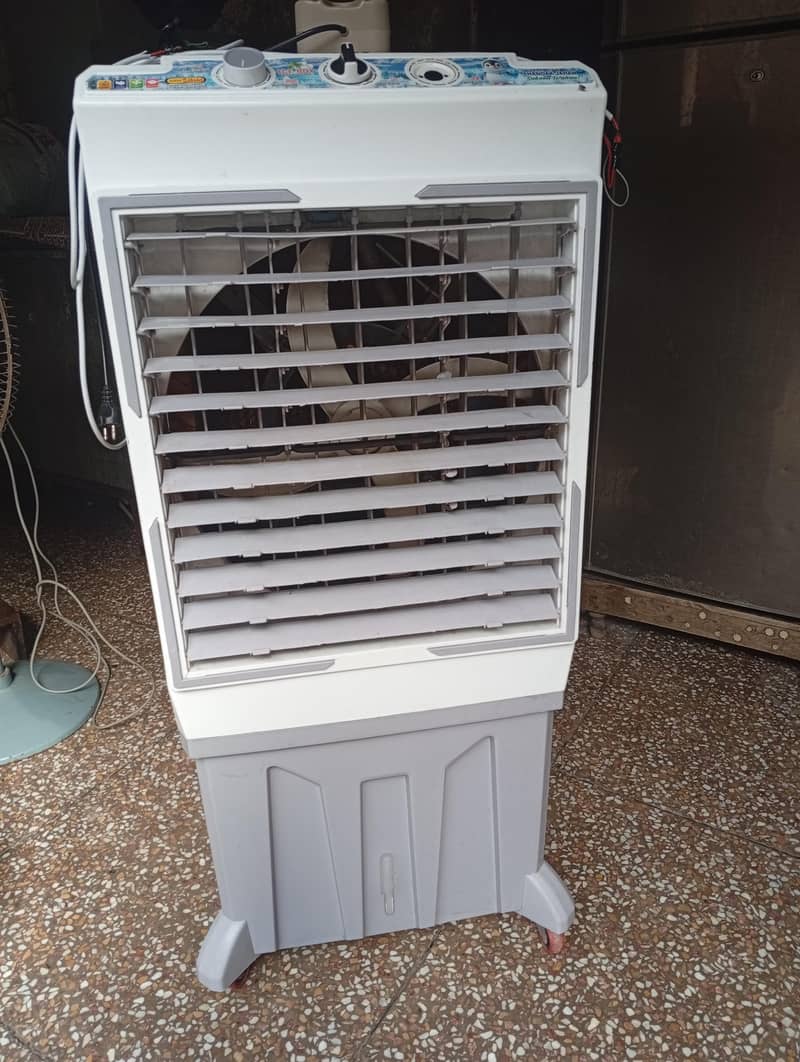good condition coloer 1