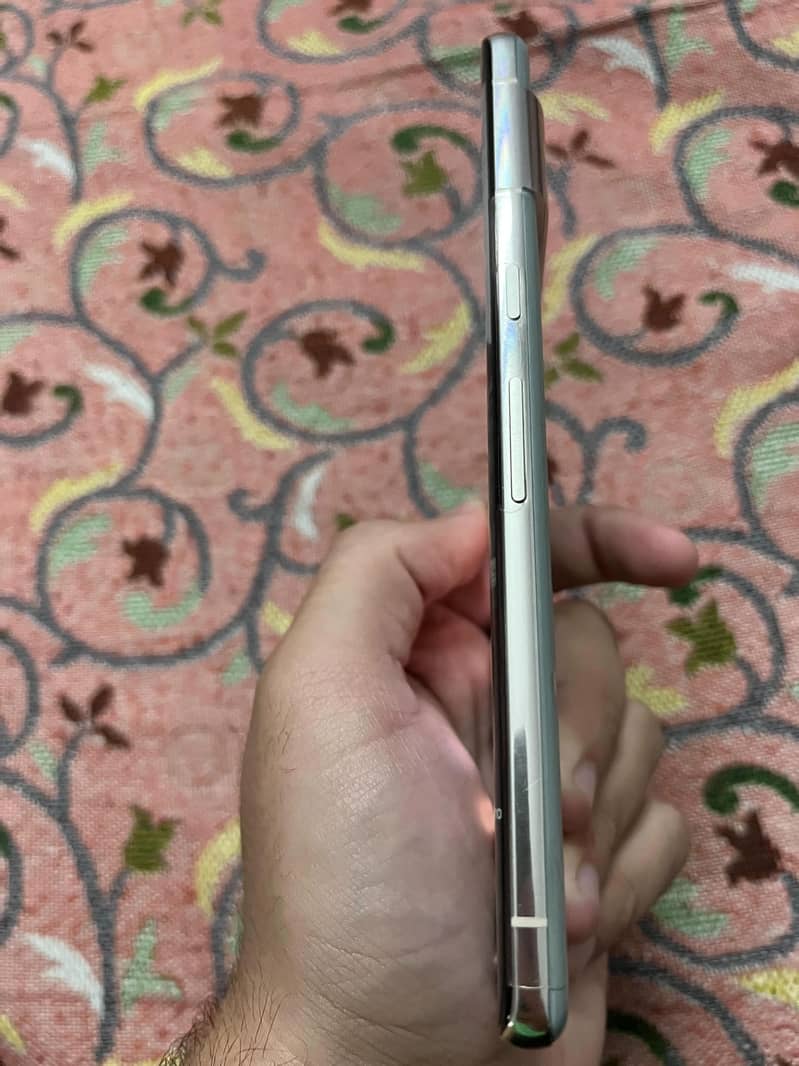 Google Pixel 7 Pro 4