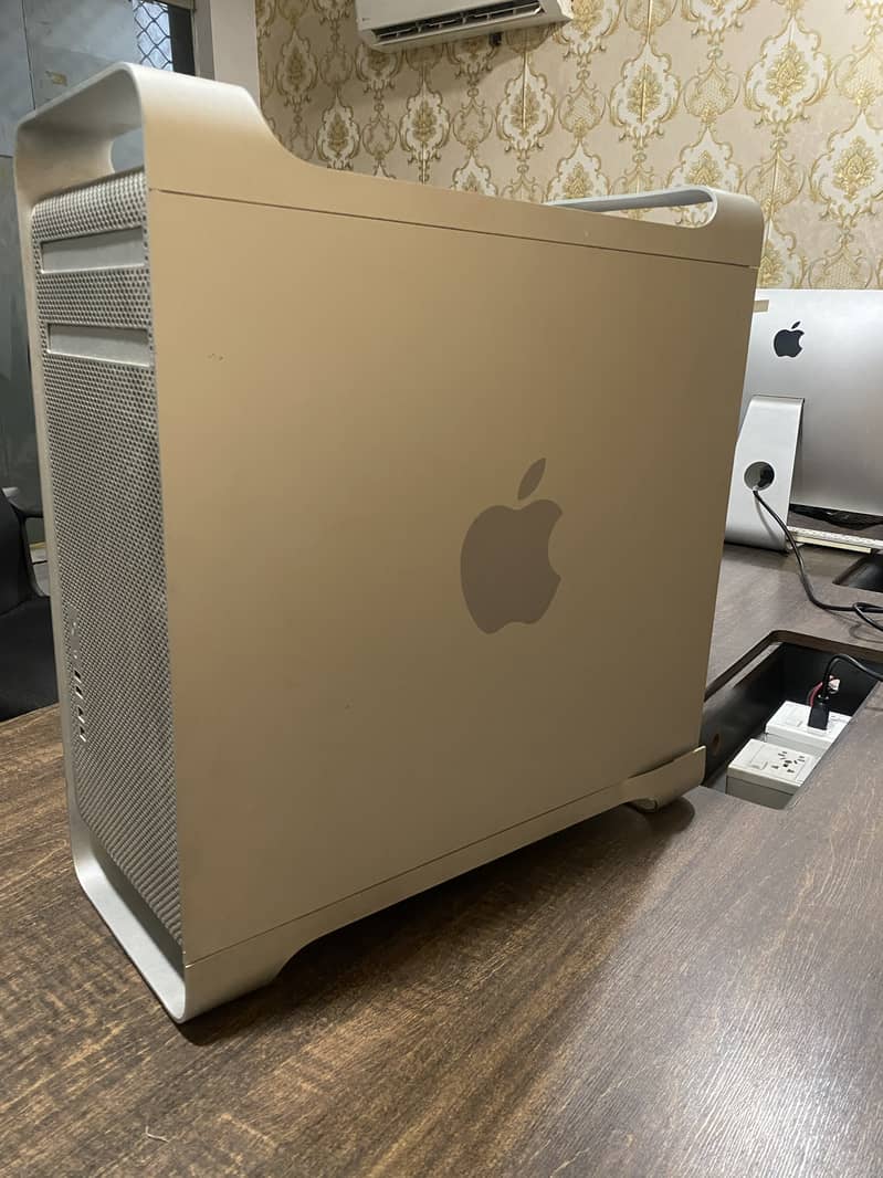 Apple Mac Pro 2010 Desktop Computer 1