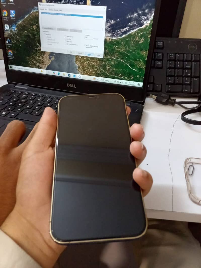 Apple iPhone 12 Pro Max 4