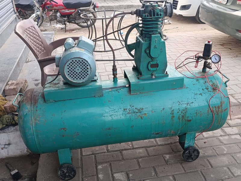 Air compressor 250 0