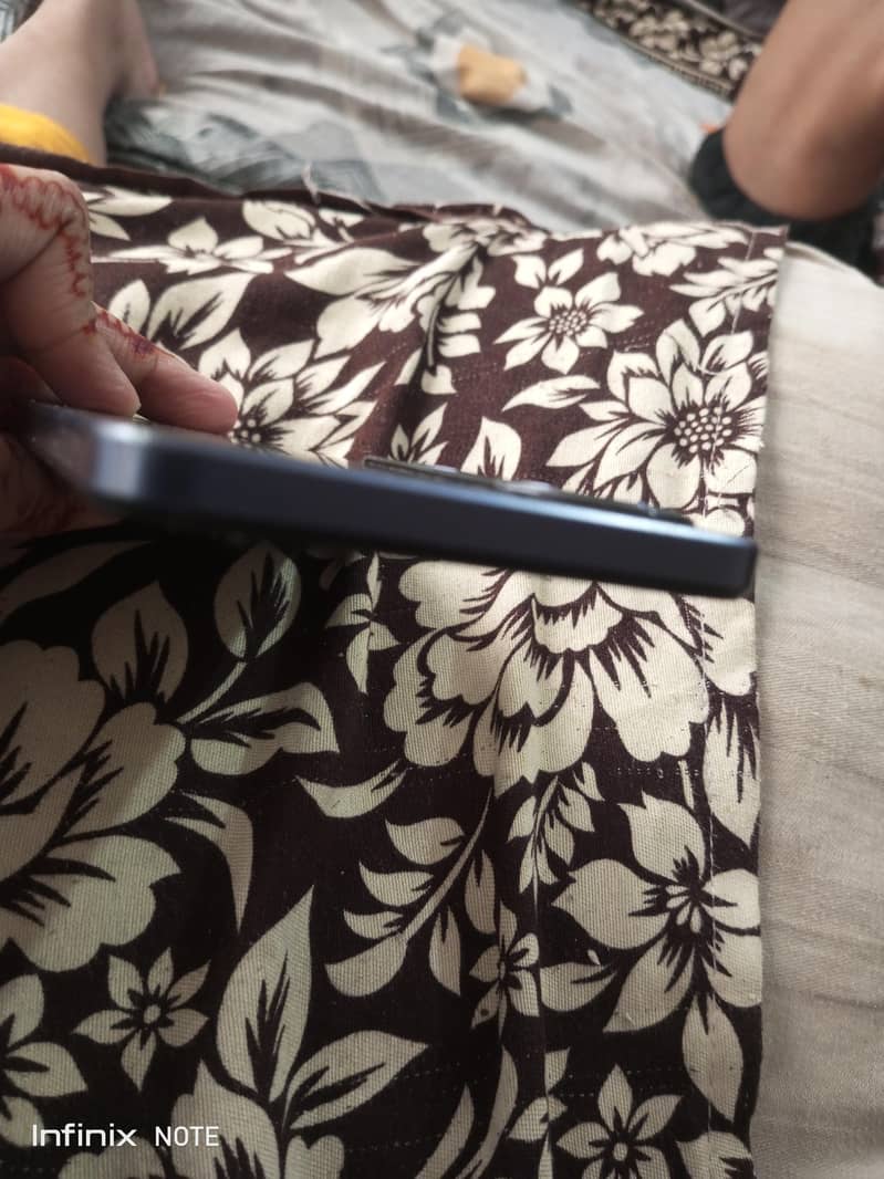 OPPO A60 3