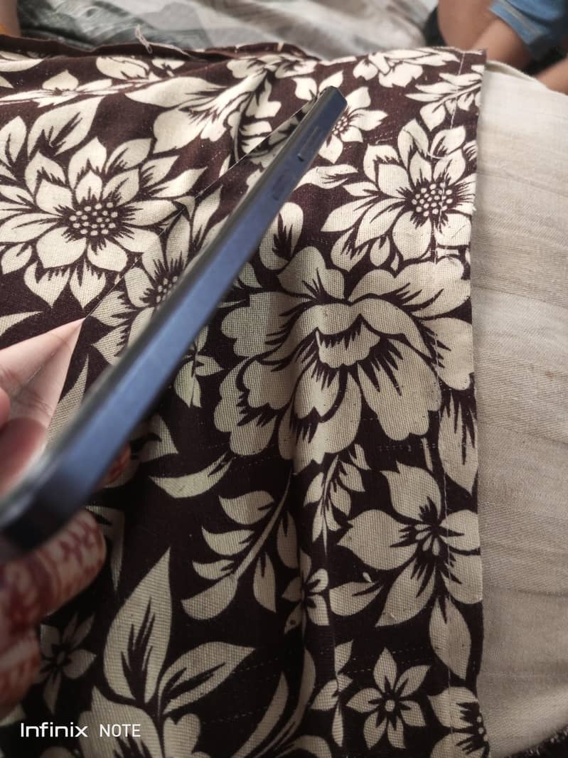 OPPO A60 5