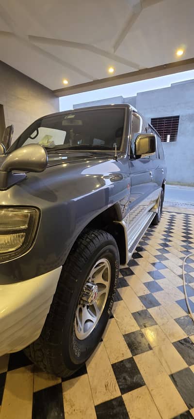 Pajero Shogun 1997 Embassy Auctioned