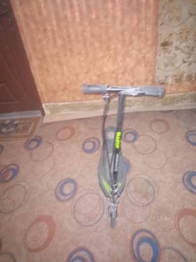 razor Scooty