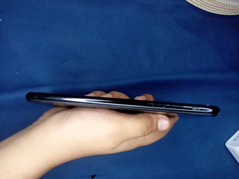 Apple iPhone 7 Plus 4