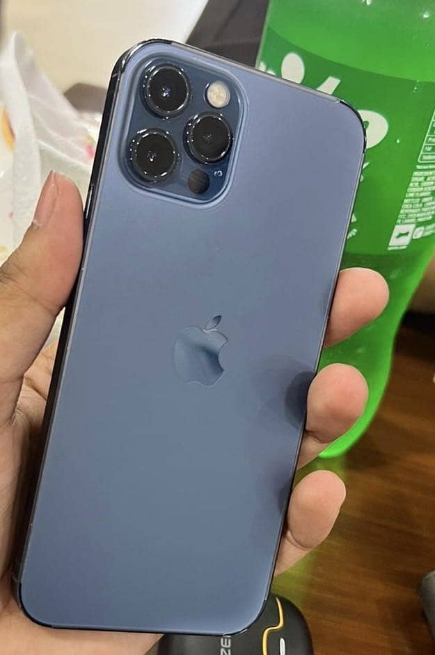 Apple iPhone 12 Pro 2