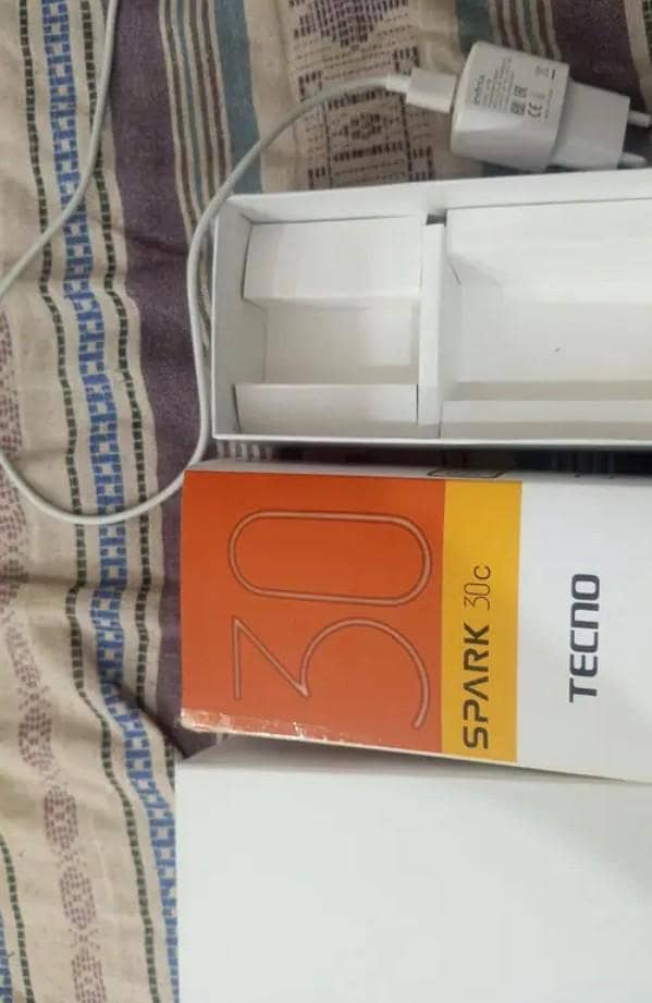 Tecno SPARK 30C 3