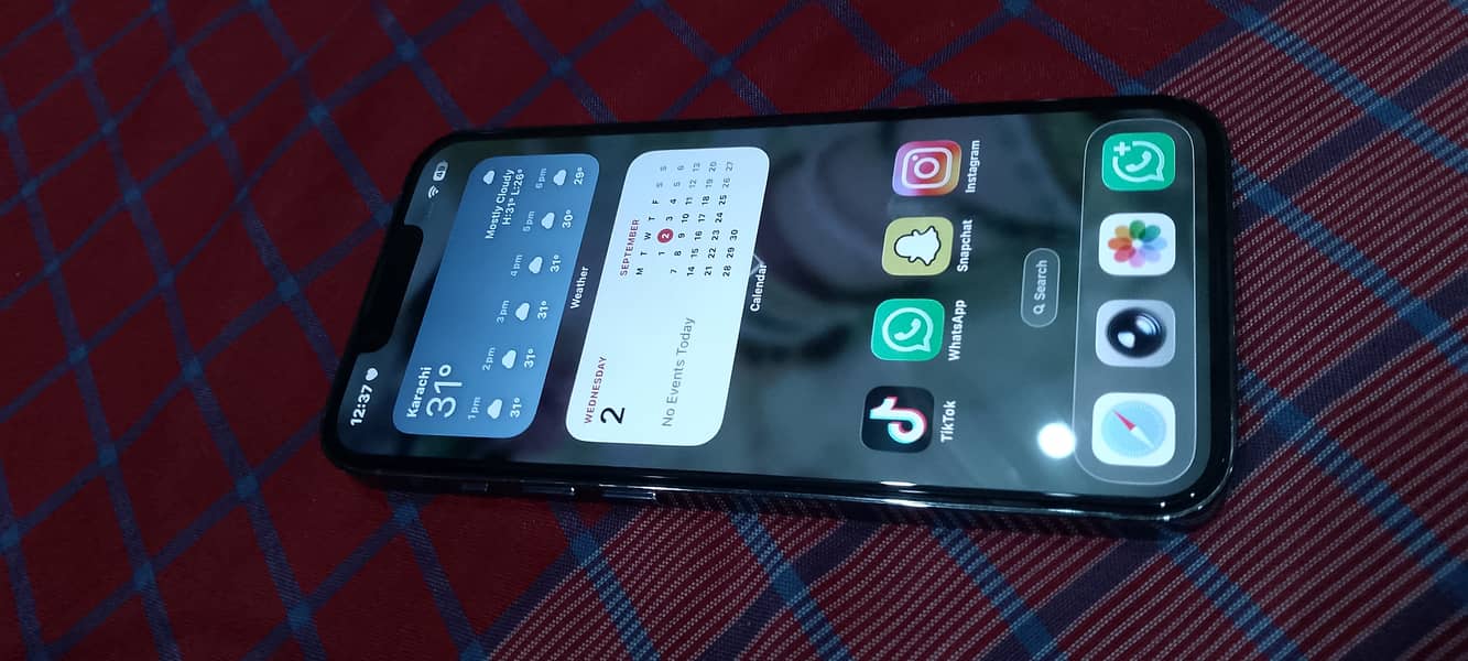 Apple iPhone 13 Pro 1