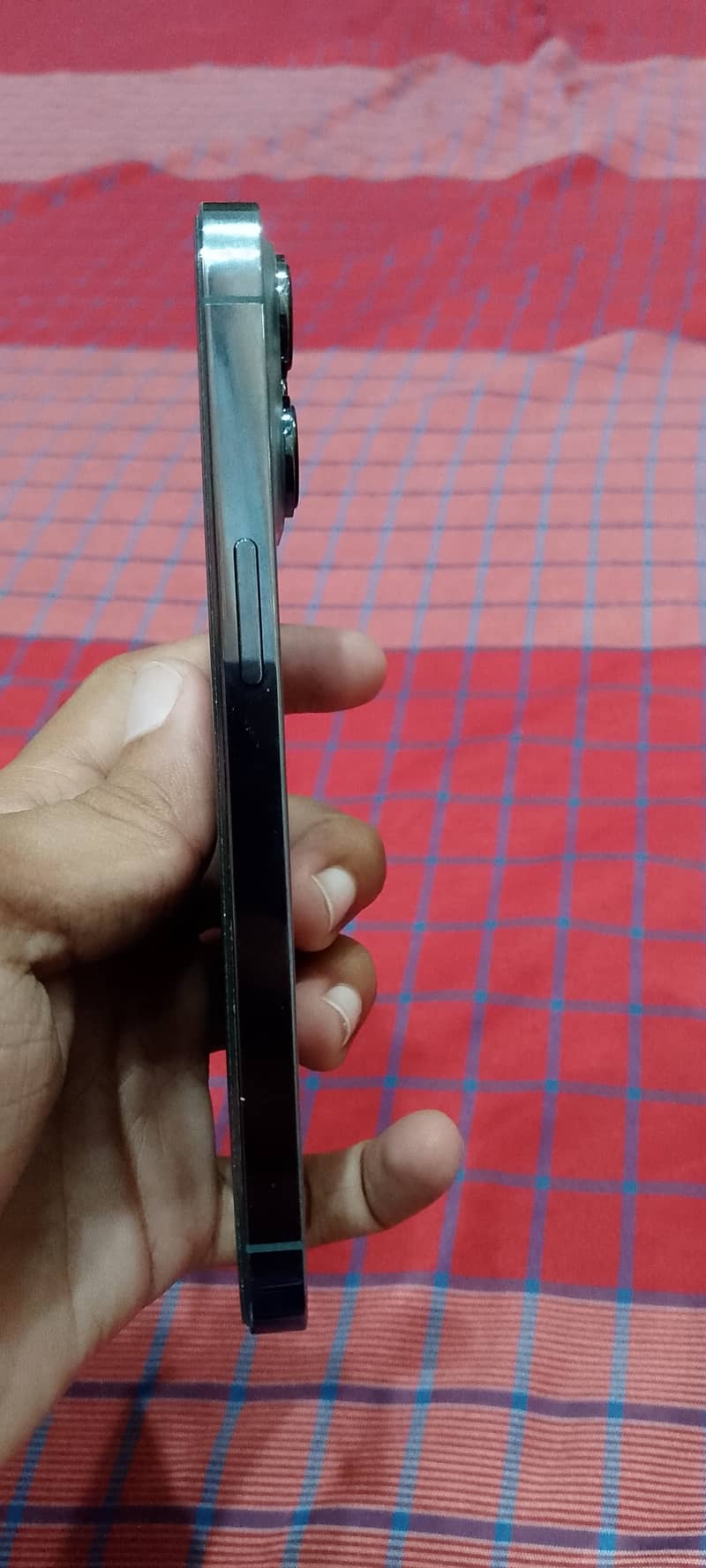 Apple iPhone 13 Pro 4