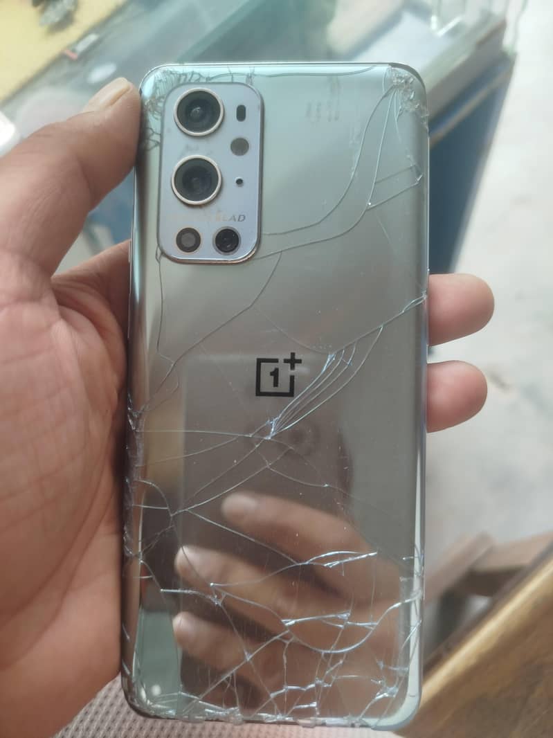 One Plus 9 Pro 0