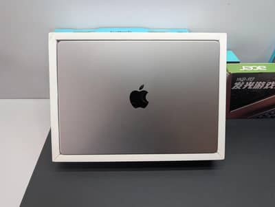 APPLE MACBOOK PRO