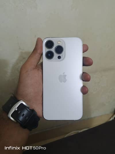Apple iPhone 13 Pro
