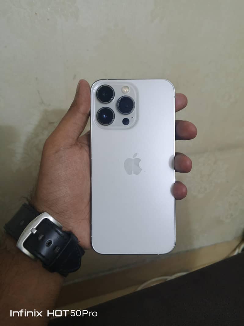 Apple iPhone 13 Pro 0