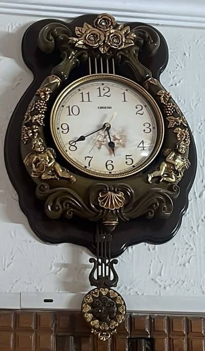 Wall clock