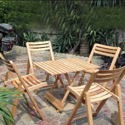 wooden folding chairs and folding table