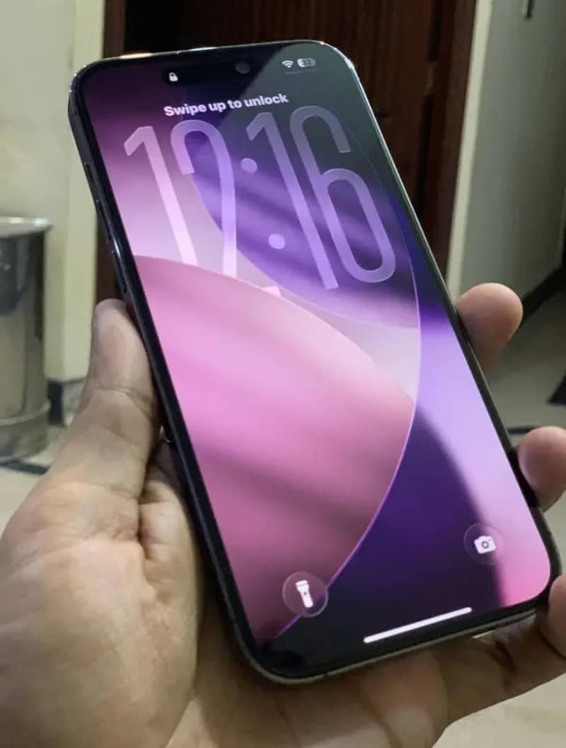 Apple iPhone 14 Pro Max 4