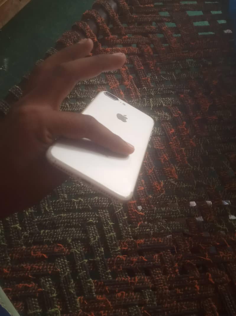 Apple iPhone 7 Plus exchange 4