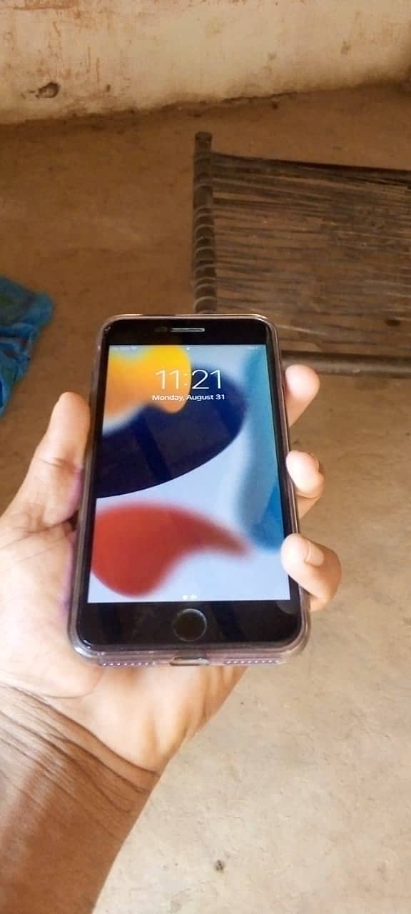 Apple iPhone 7 Plus 3