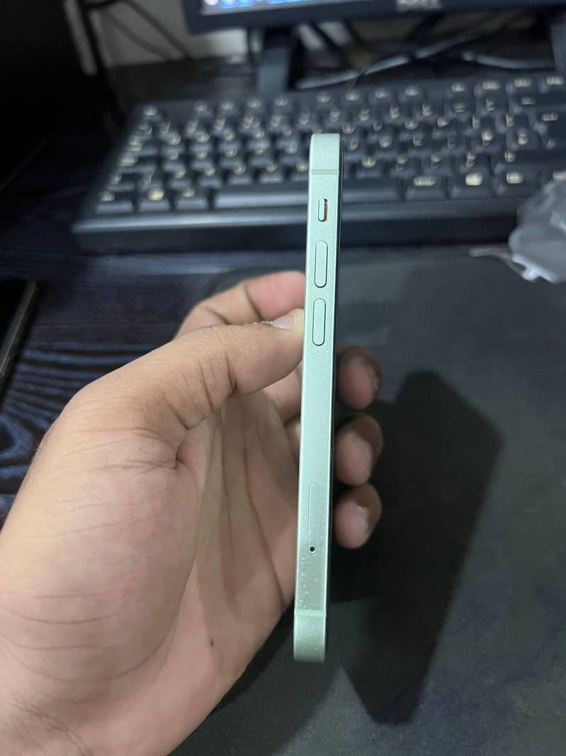 Apple iPhone 12 mini 1