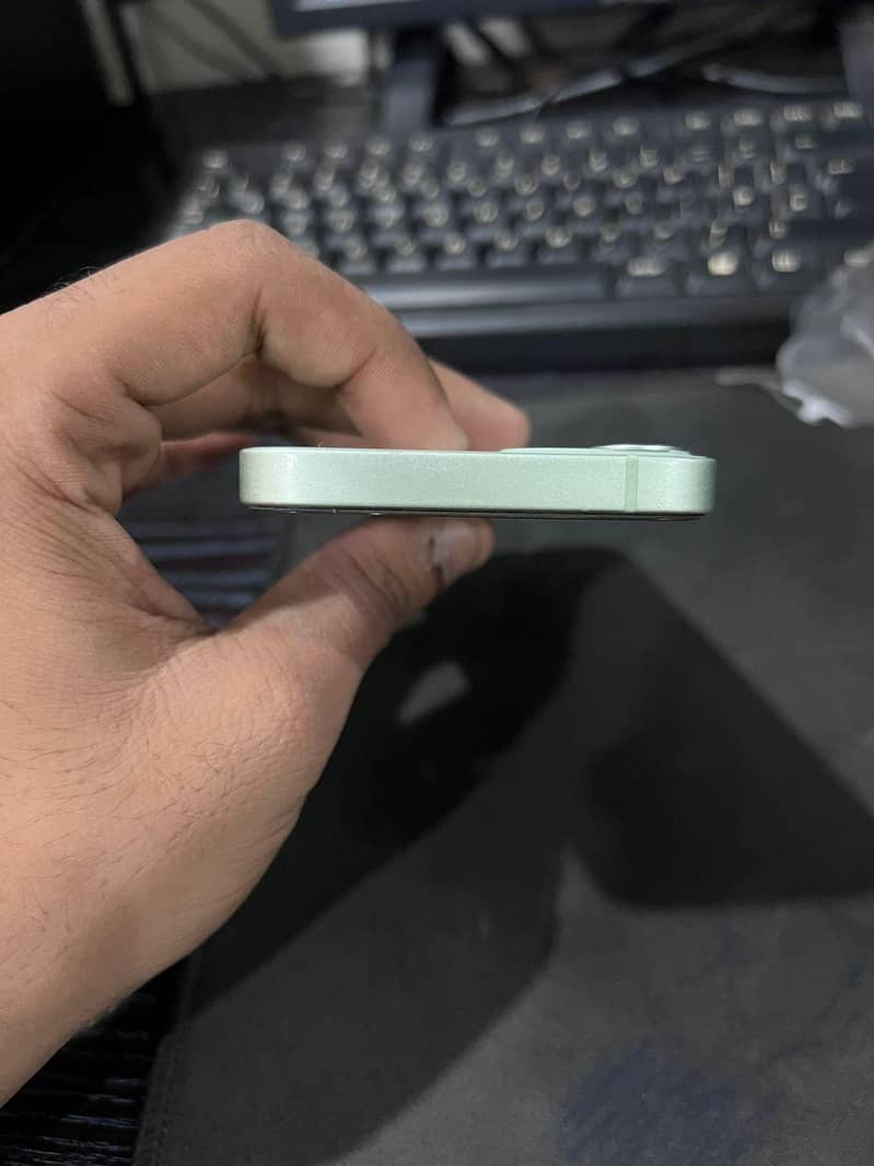 Apple iPhone 12 mini 2