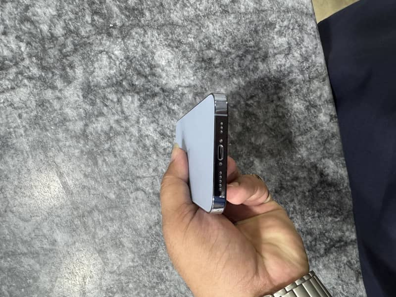 iPhone 13 Pro 256GB - PTA Approved - 89% Battery - Waterpack / 10/10 2