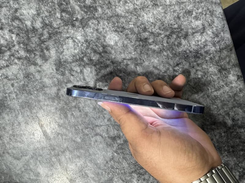 iPhone 13 Pro 256GB - PTA Approved - 89% Battery - Waterpack / 10/10 5