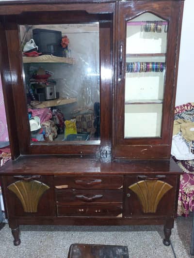 dressers